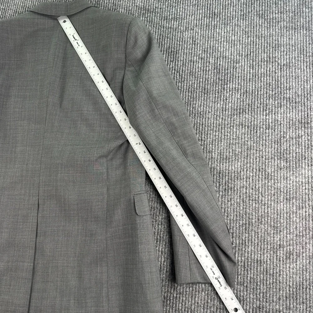 Gucci Suit Jacket 44L Gray Wool Blend Italy GG Lined Luxury Designer Blazer